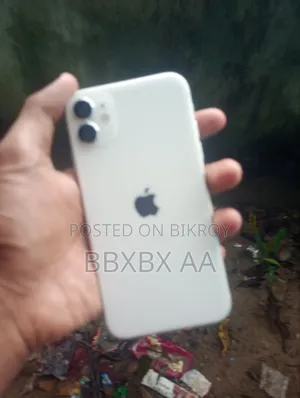 Apple iPhone 11 64 GB White