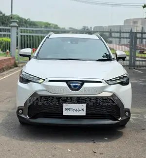 Toyota Corolla Cross 1.8 Hybrid AWD 2021 Pearl