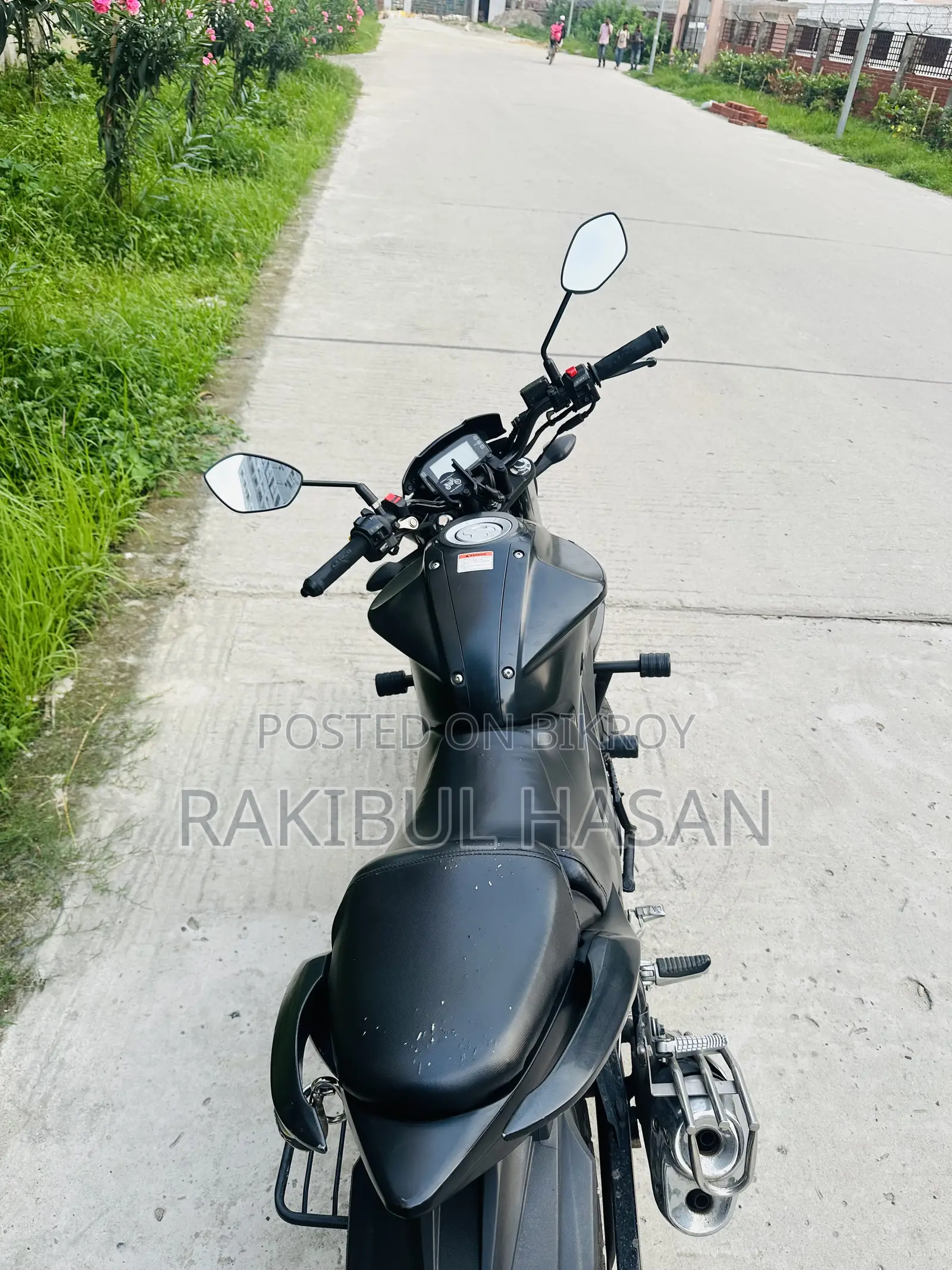 সুজুকি জিক্সার মনোটোন ২০২৪ ব্ল্যাক