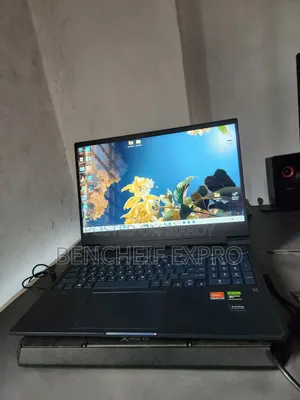 Laptop HP Victus 16 16GB AMD Ryzen 5 SSD 512GB