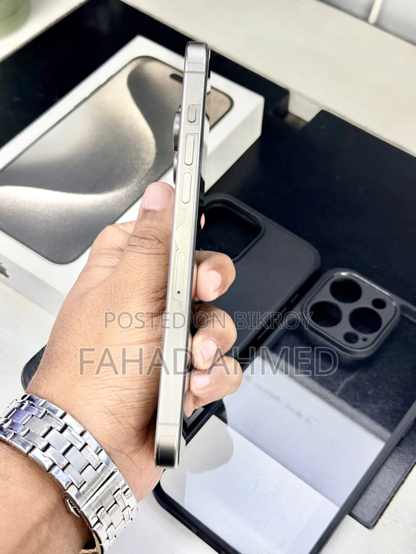 Apple iPhone 15 Pro Max 256 GB Gray