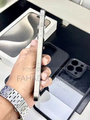 Apple iPhone 15 Pro Max 256 GB Gray