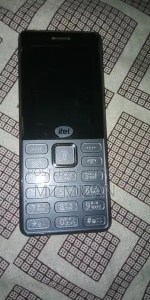 New Itel It5233 32 GB Black