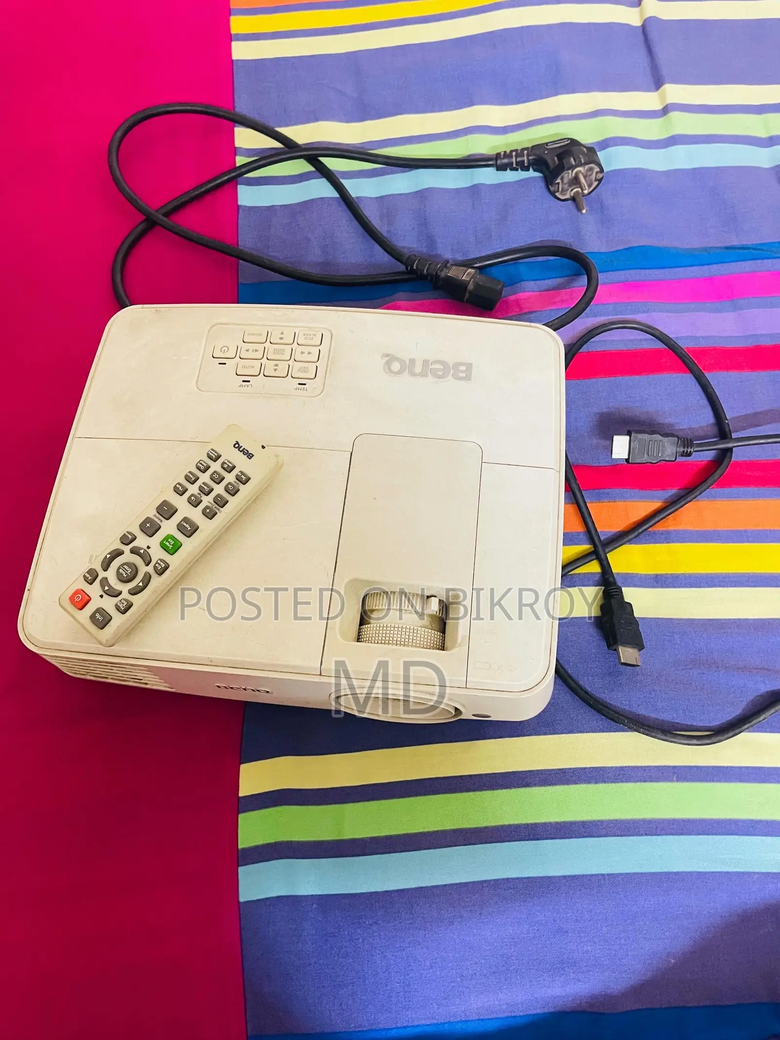 Benq প্রজেক্টর বিক্রি হবে
