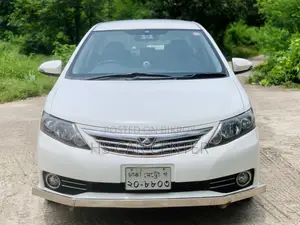 টয়োটা অ্যালিয়ন ২০১২ সাদা