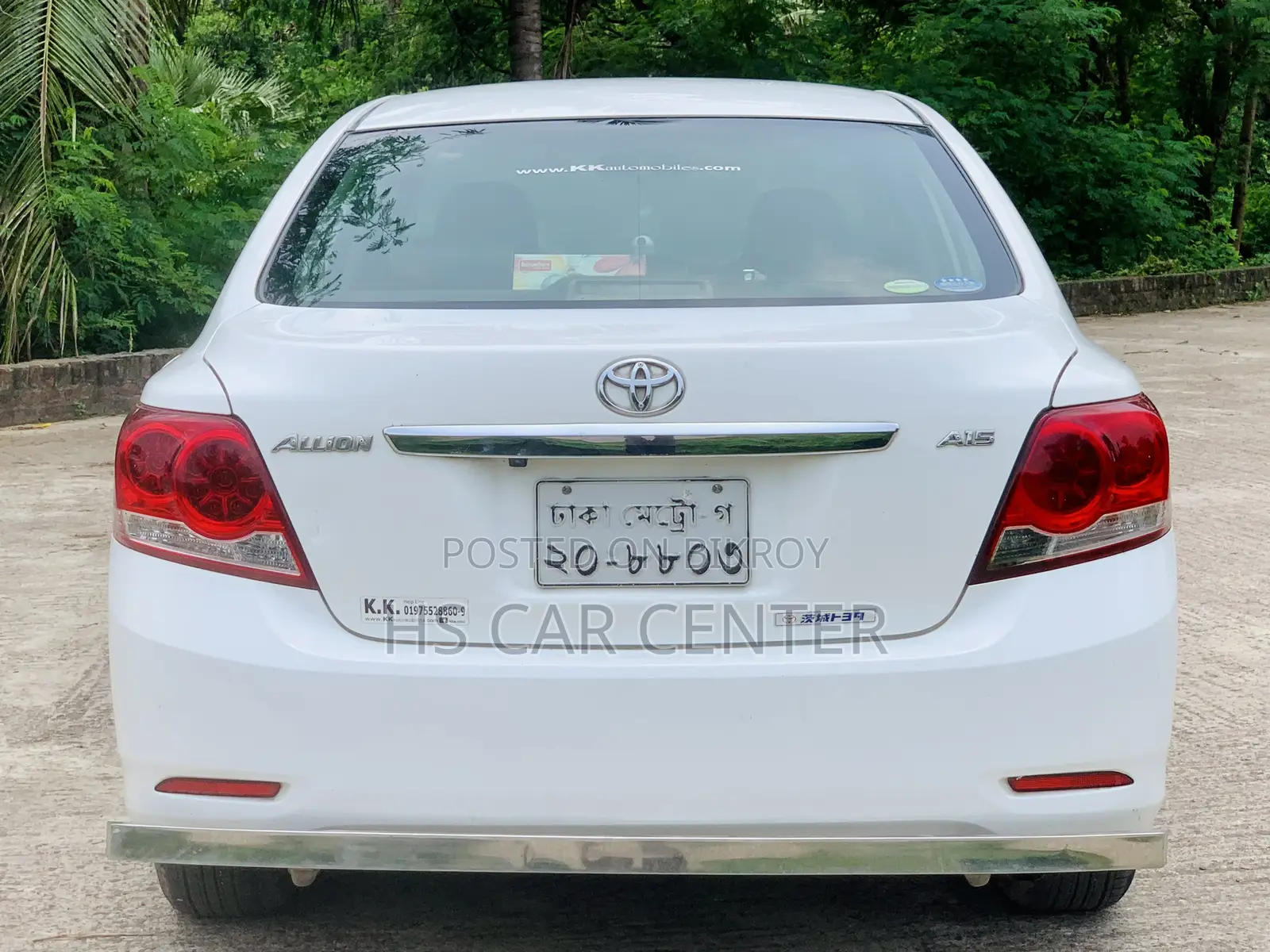 টয়োটা অ্যালিয়ন ২০১২ সাদা
