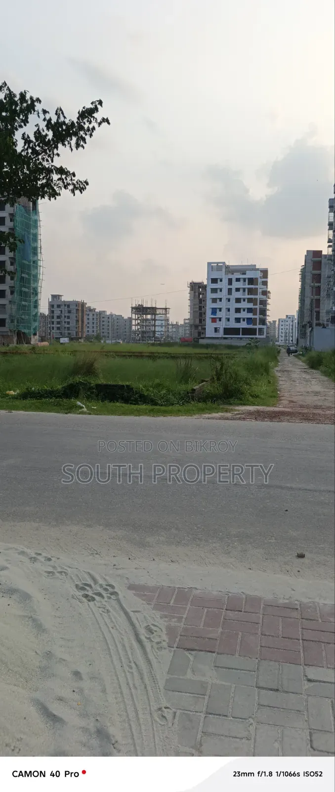 এন ব্লক >> বসুন্ধরা ৩ কাঠা প্লট বিক্রয়