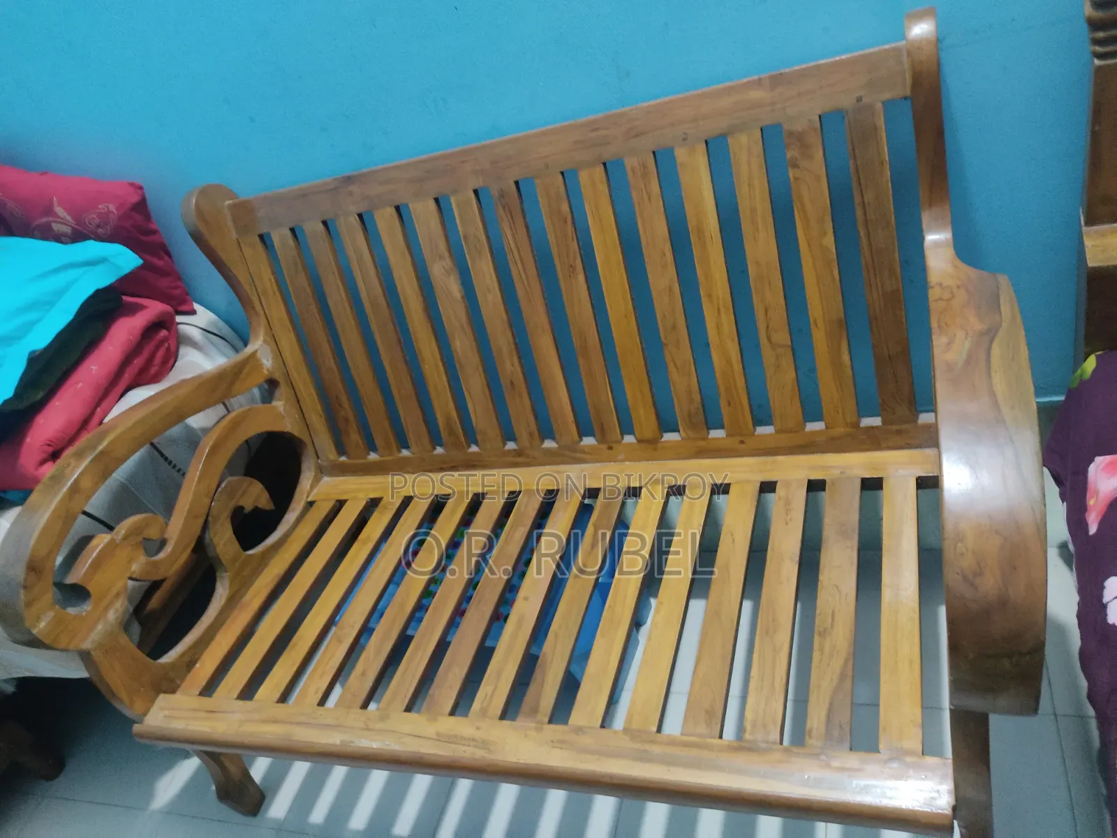 Sofa set 2+1+1 table