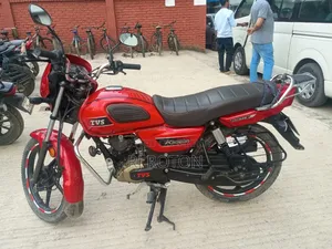 TVS Radeon 2023 Red