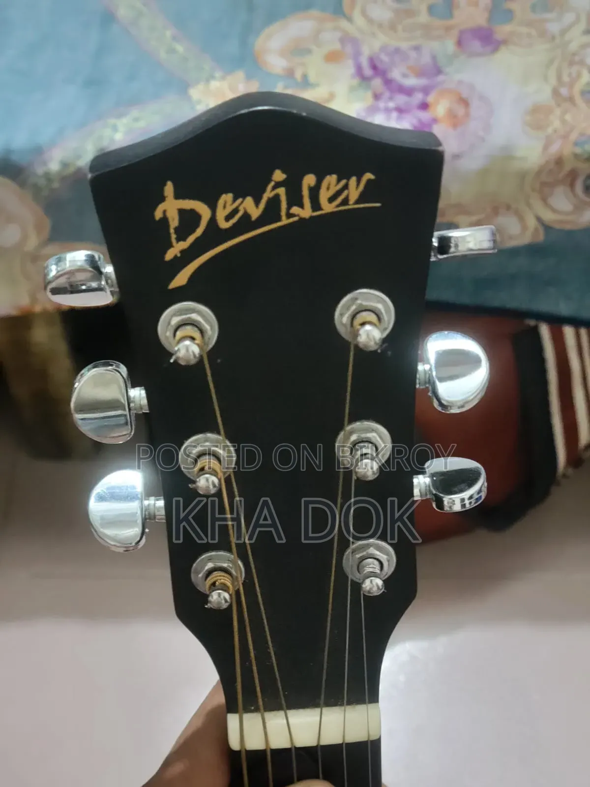ডিভাইজার মিনি ১৩০ ট্রাভেল সাইজ গিটার