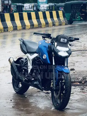 TVS Apache RTR 160 4V 2024 Blue