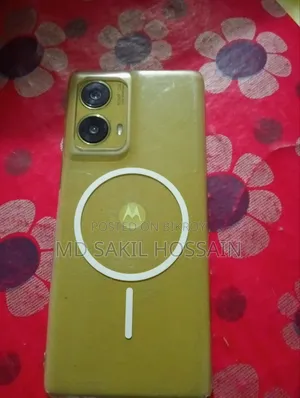 Motorola Moto G85 128 GB Yellow