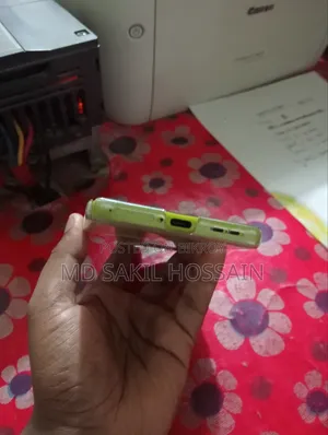 Motorola Moto G85 128 GB Yellow