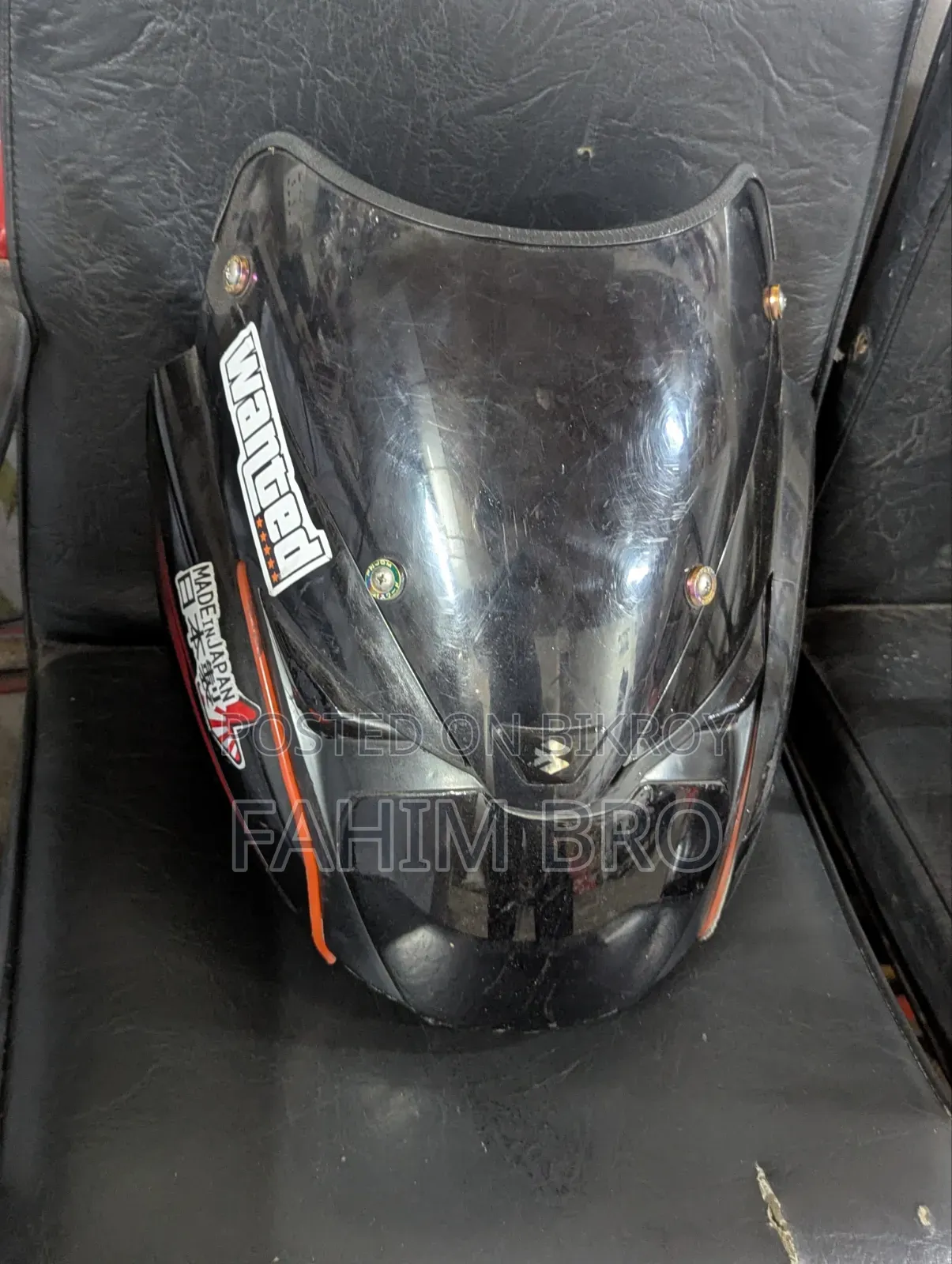 Headlight for Pulsar