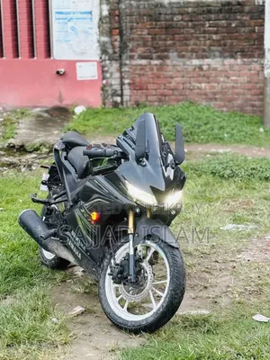 Yamaha R1 2018 Black