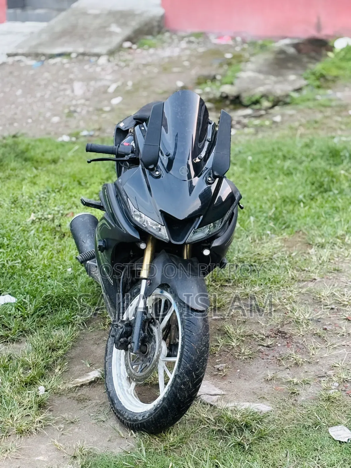 Yamaha R1 2018 Black