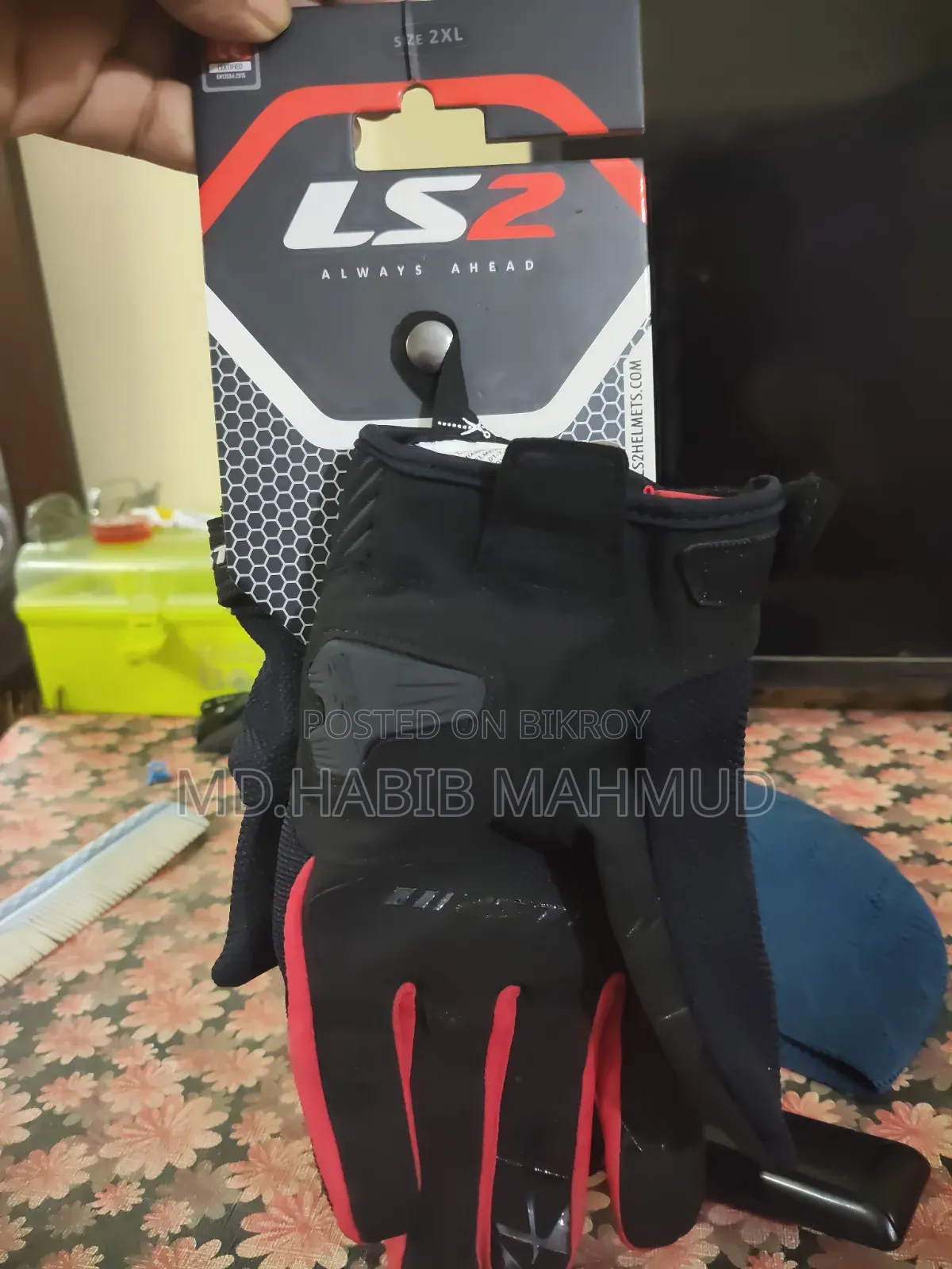 LS2 Gloves