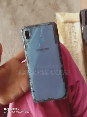 Samsung Galaxy A30 64 GB Blue