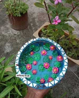 Handmade Resin Lotus Pond 6.5 Inch