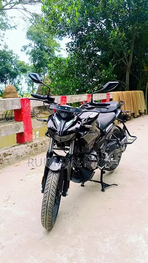 নতুন Hero Xtreme 125R 2026 কালো