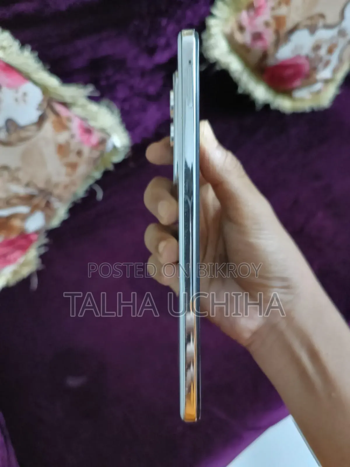 ভিভো ওয়াই২৯ ২৫৬ জিবি সাদা