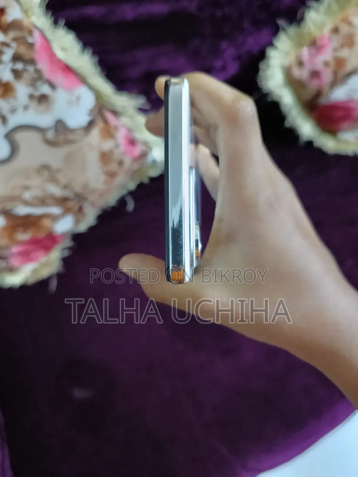 ভিভো ওয়াই২৯ ২৫৬ জিবি সাদা