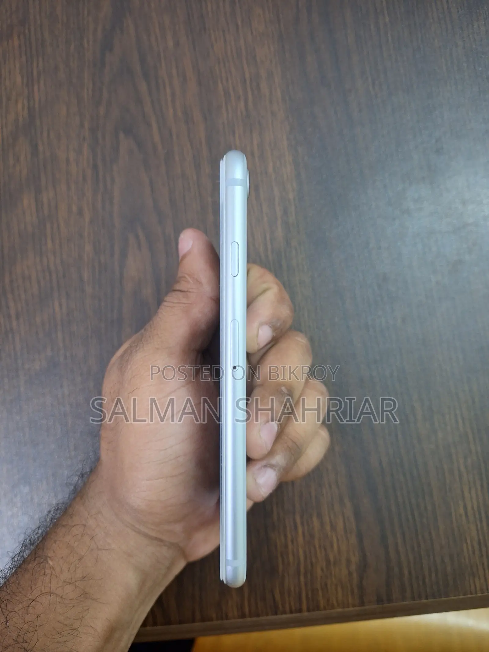 Apple iPhone 8 64 GB White