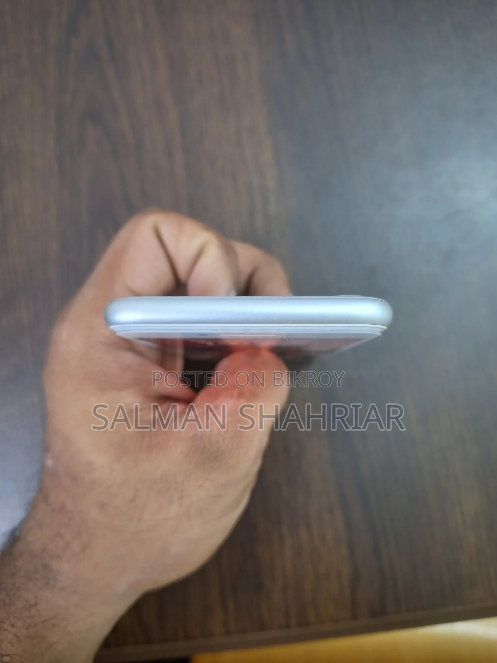 Apple iPhone 8 64 GB White