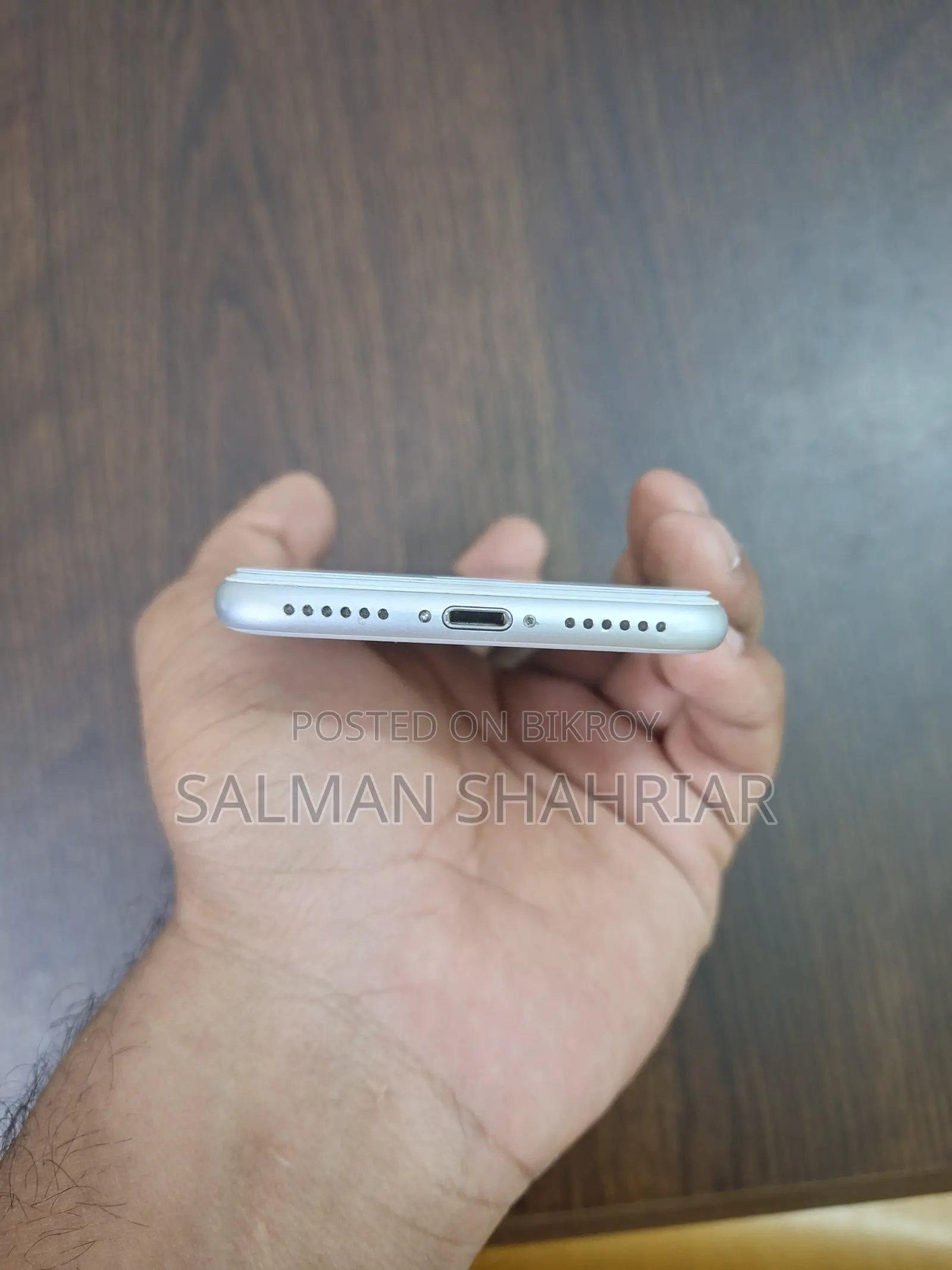 Apple iPhone 8 64 GB White