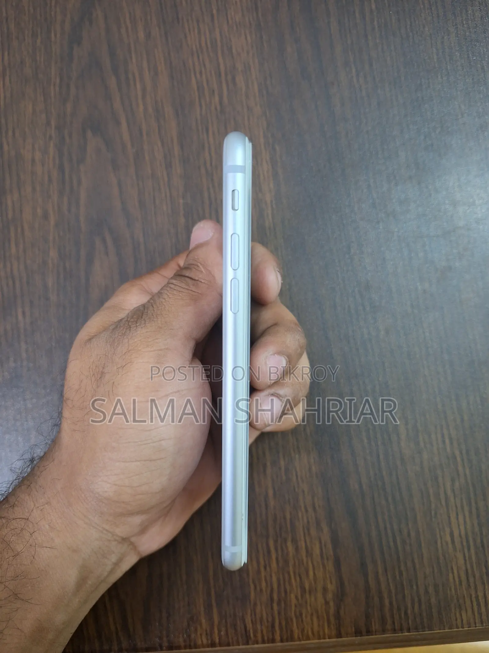 Apple iPhone 8 64 GB White