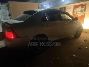 Toyota Corolla Sedan Automatic 2005 Beige