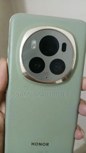 নতুন অনার ম্যাজিক৬ প্রো ৫১২ জিবি