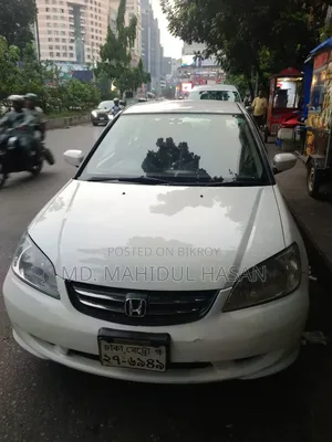 হোন্ডা সিভিক ২০০৪ সাদা