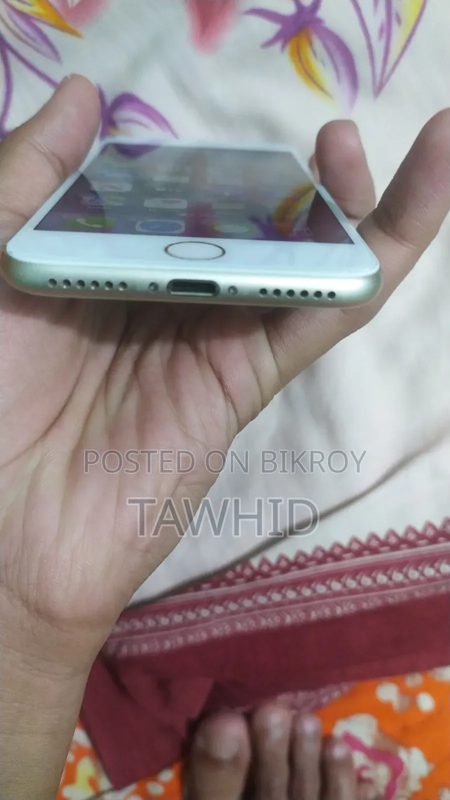 Apple iPhone 7 128 GB Gold