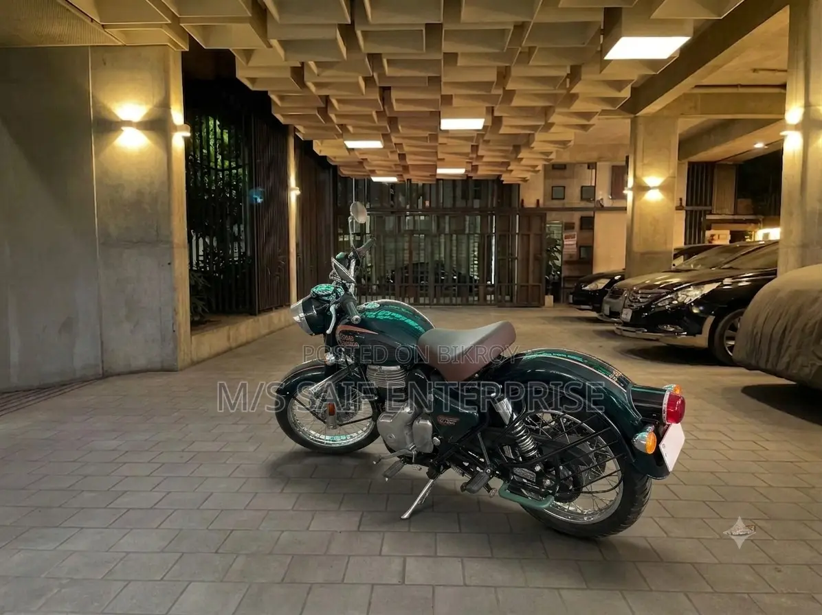 New Royal Enfield Classic 350 2025 Green