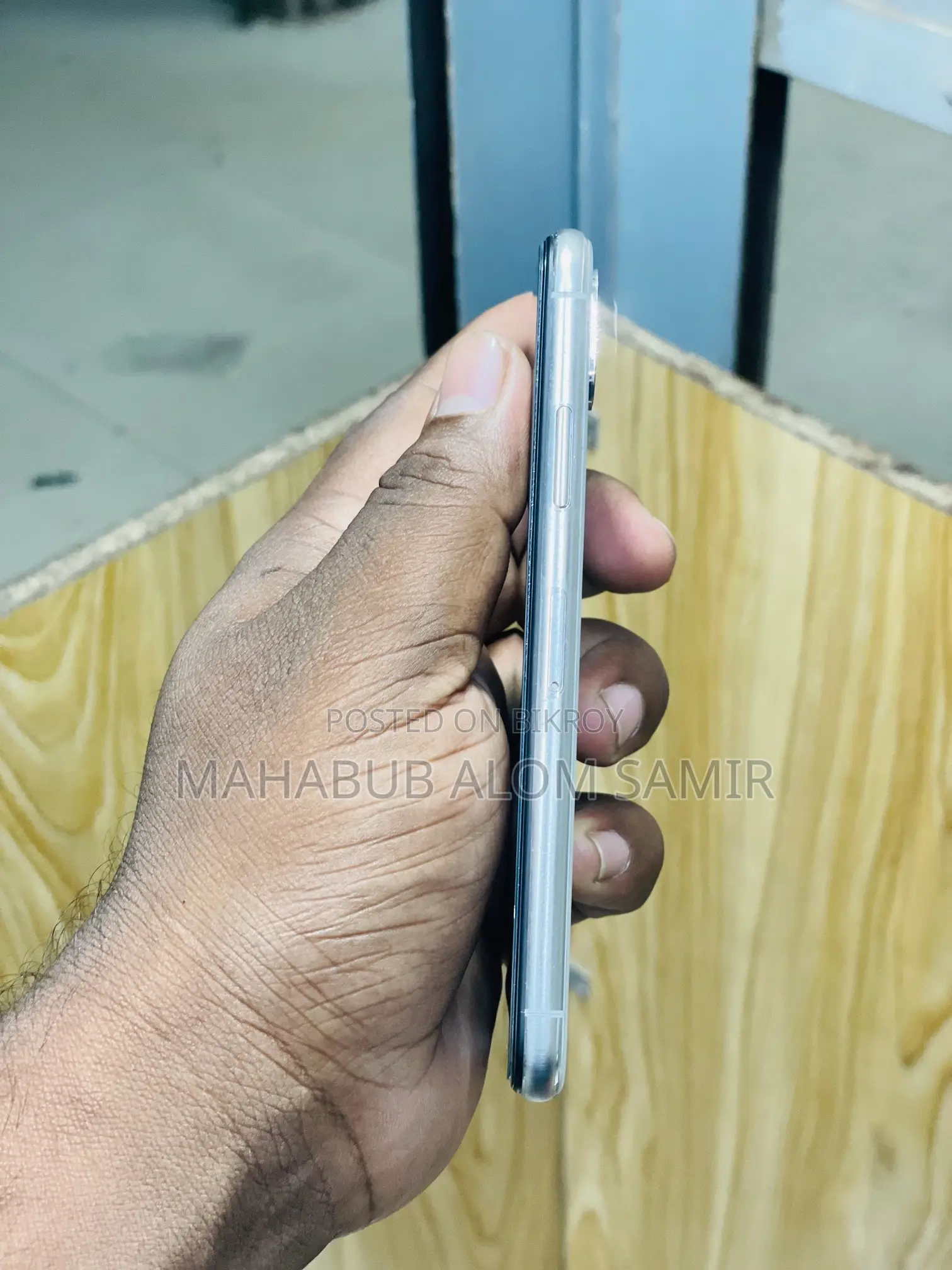 Apple iPhone X 256 GB White