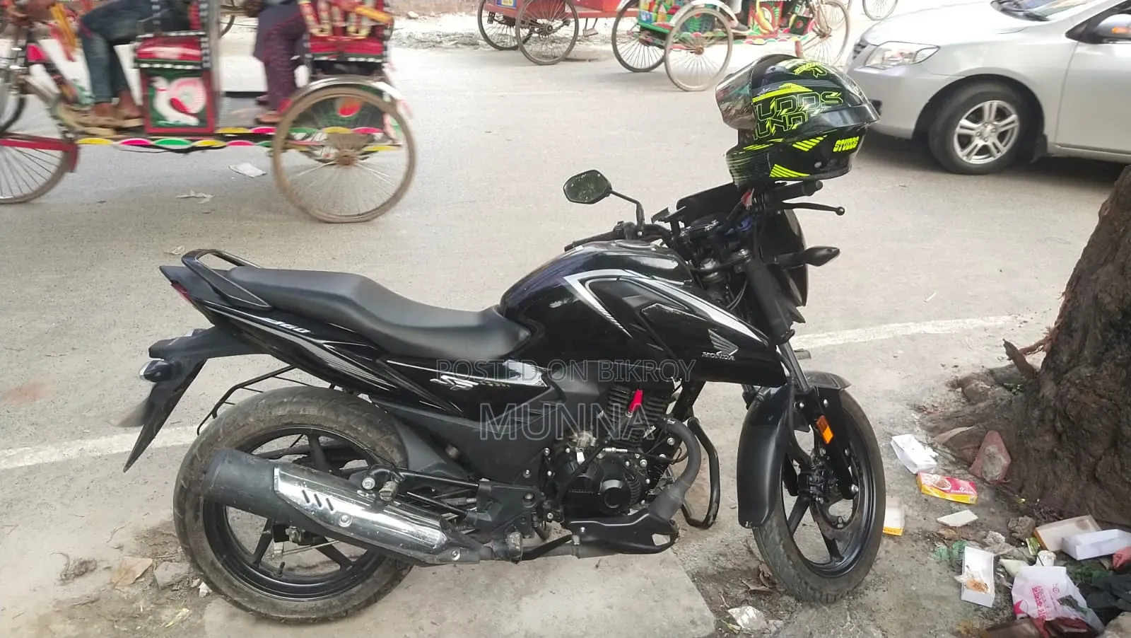 হোন্ডা সিবি ২০২৫ কালো