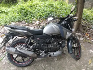 TVS Apache RTR 160 2V 2016 Gray