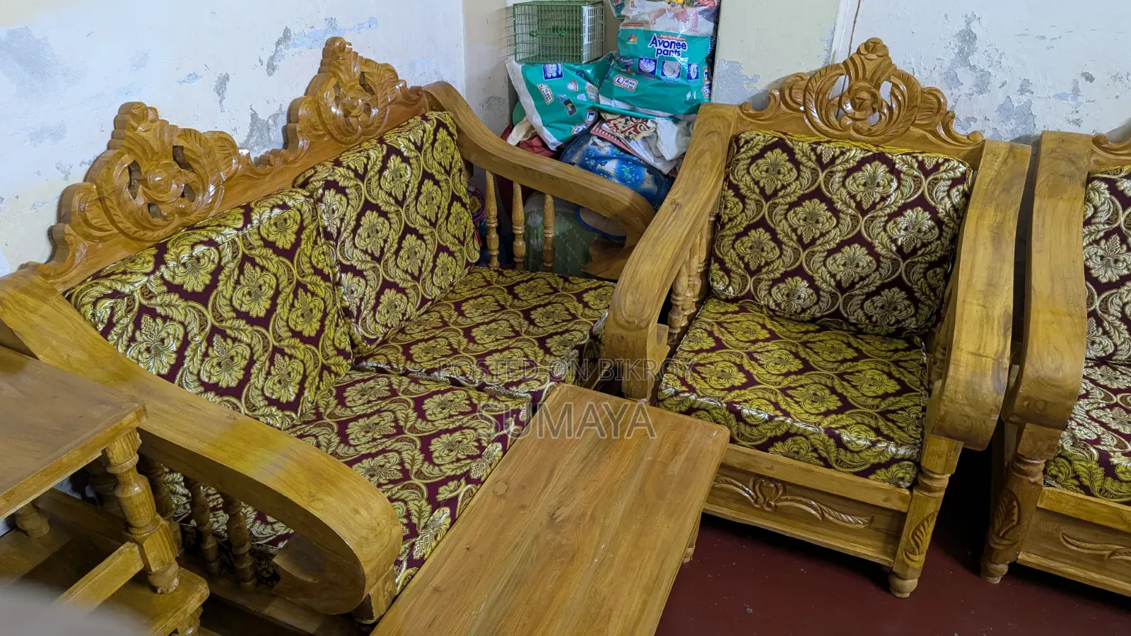 ২/২/১ সেগুন কাঠের ব্যবহৃত সোফা বিক্রি হবে