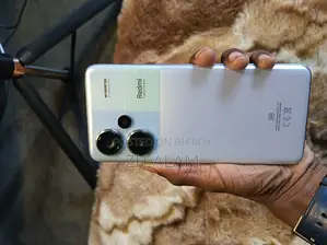 শাওমি রেডমি নোট ১৩ প্রো+ ২৫৬ জিবি হোয়াইট
