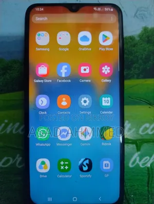 Samsung Galaxy A20 32 GB Black
