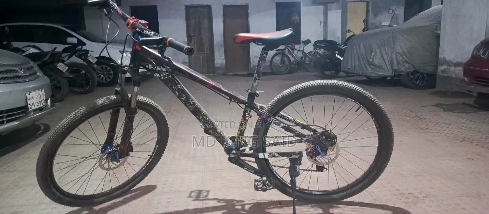 সাইকেলটি ইমারজেন্সি বিক্রি করা হবে।