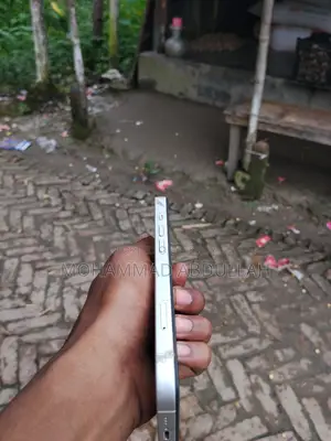 Apple iPhone 13 128 GB White