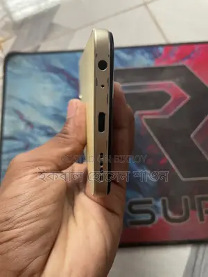 ভিভো ১২৮ জিবি গোল্ড