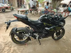 Suzuki Gixxer Fi ABS 2023 Black