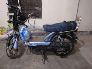 টিভিএস এক্সএল ১০০ কমফোর্ট ২০২১ ব্লু