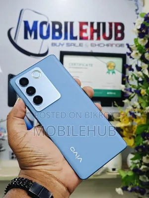 Vivo V27 128 GB Blue