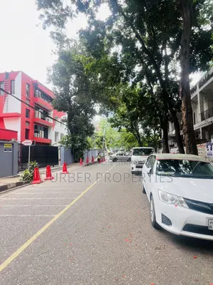 Gulshan-1 13.75 Katha South Facing Land for Sell.