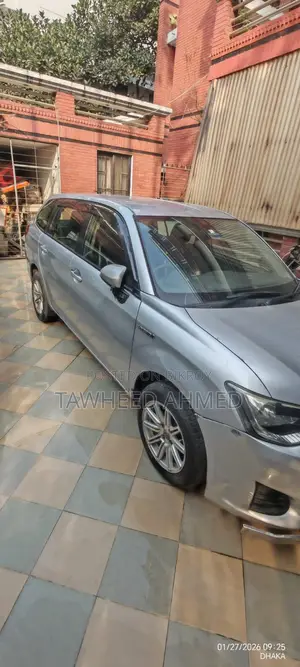 Toyota Corolla Fielder 2014 Silver