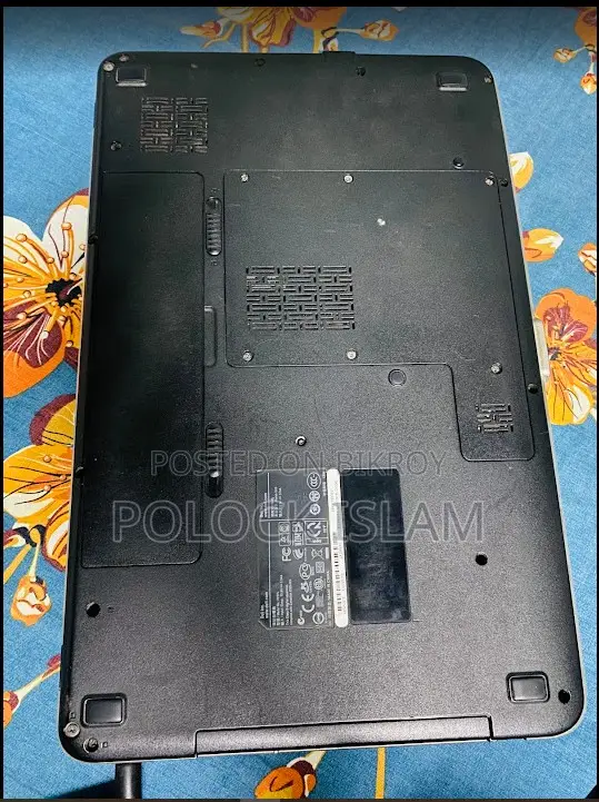 ল্যাপটপ ডেল ভস্ত্রো ১০১৫ ৪জিবি ইন্টেল কোর আই৩ এইচডিডি+এসএসডি ১২৮জিবি